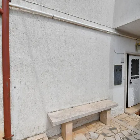 Mirko Apartment